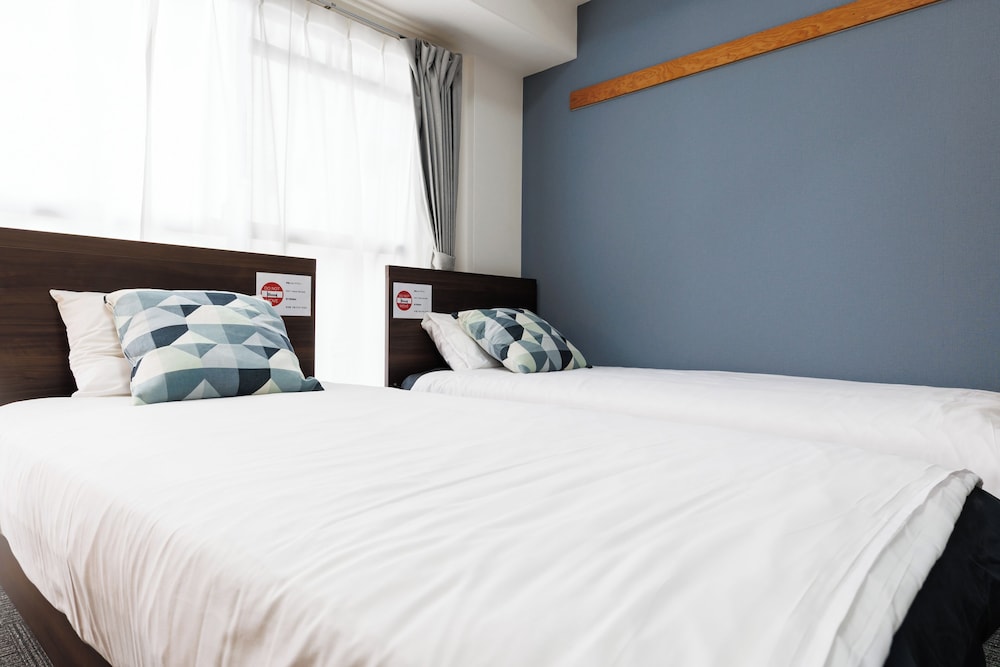 Grande Famille Shimanouchi Dotombori Condo 15/50