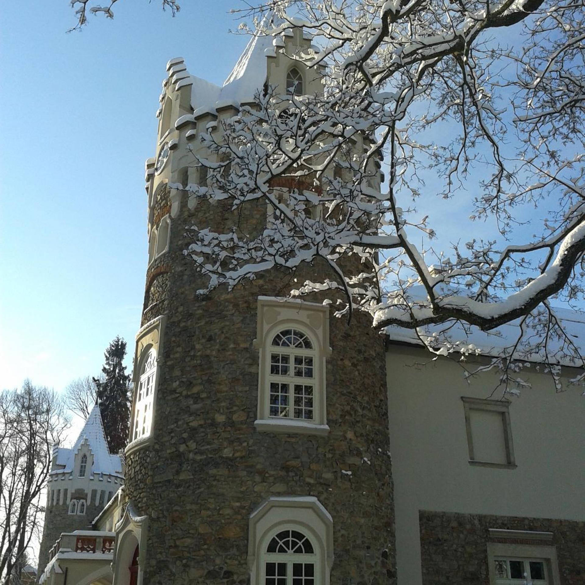 Chateau Heralec 2/50