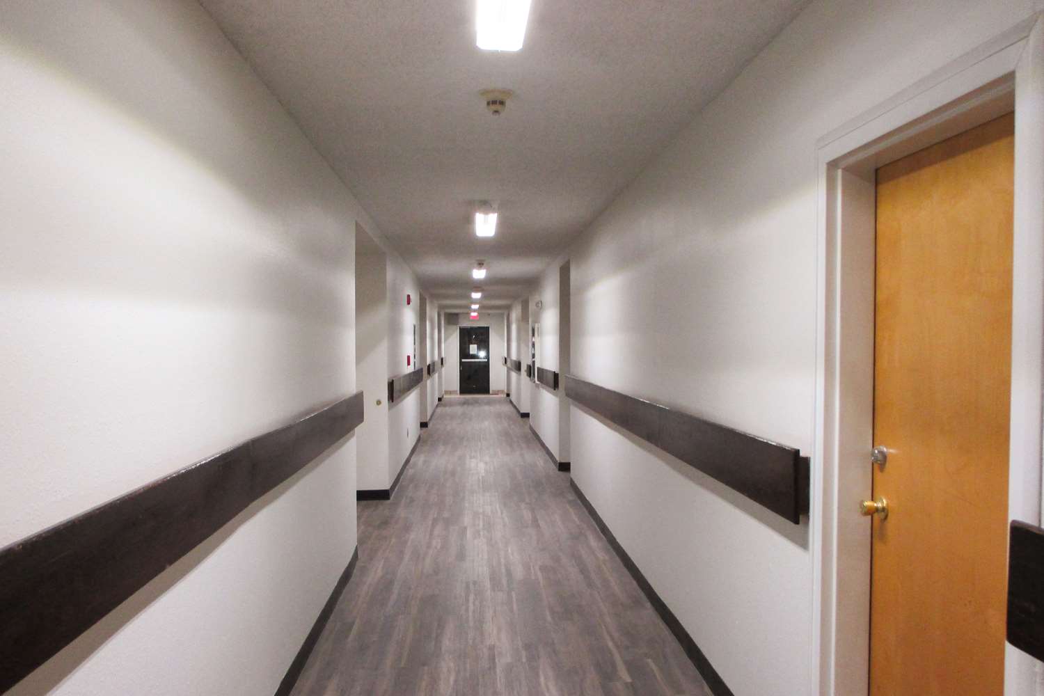 Econo Lodge Gallup West 16/24