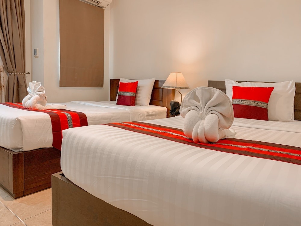 Aiyaree Place Hotel 14/75