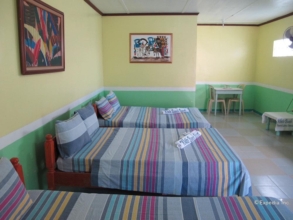 White Beach Hotel Bar And Restaurant 41/90