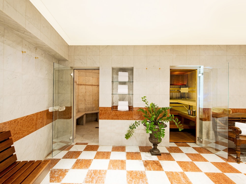 Dormero Hotel Halle 40/52