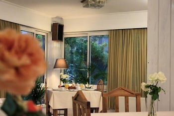 ACHILLION HOTEL 32/42