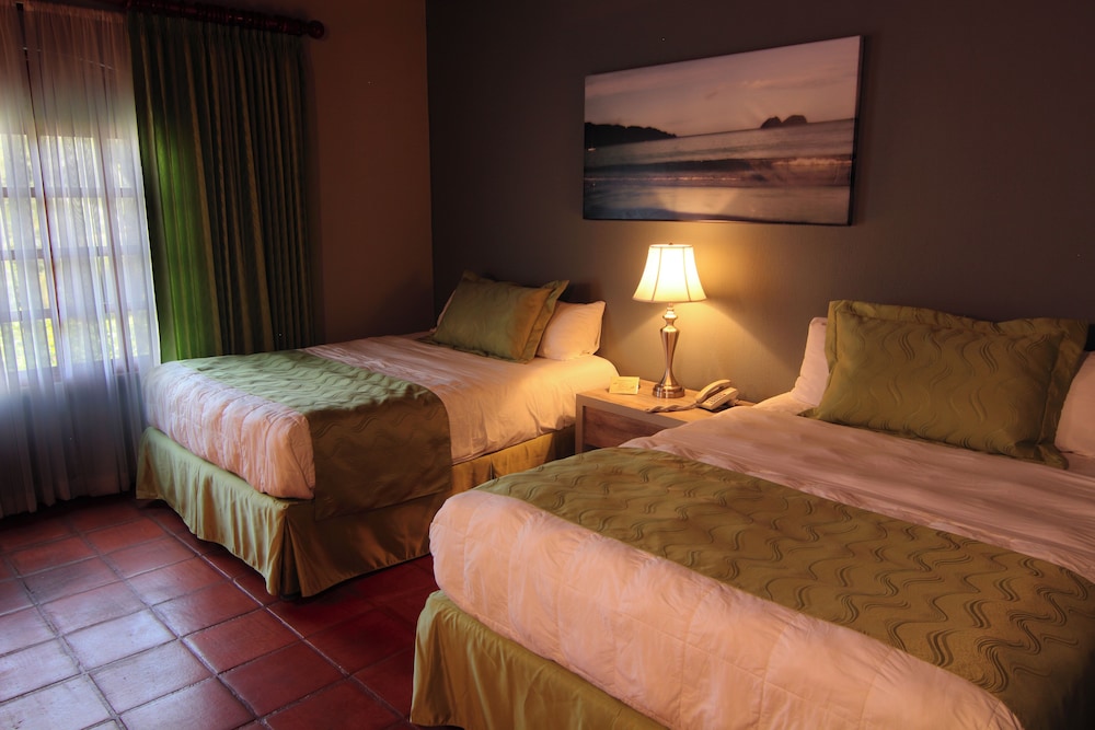 Villa Del Sueño 7/50