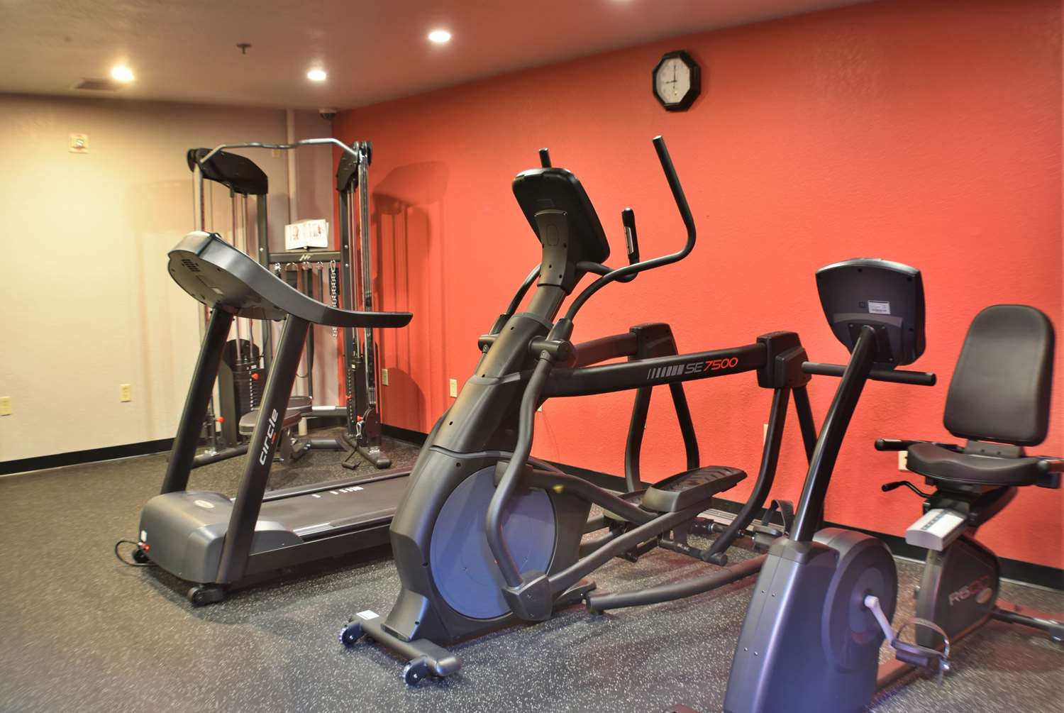 Ramada by Wyndham Sioux Falls Airport-Waterpark & Event Ctr 13/39