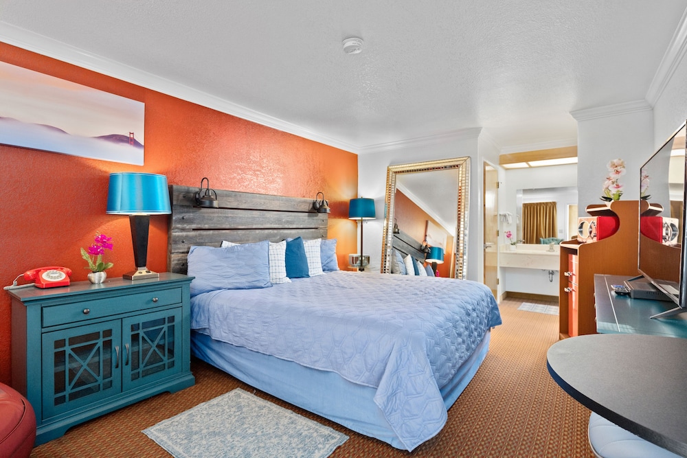 Americana Inn 14/67