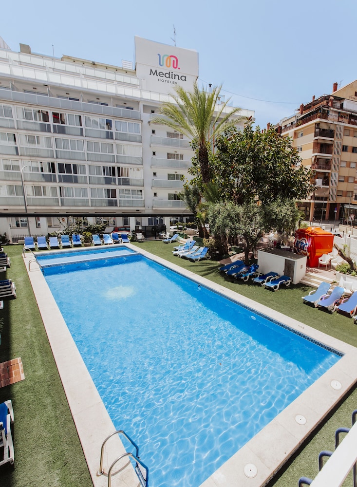 Cuco Hotel 24/28