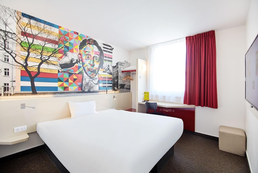 غرفة قياسية بسرير مزدوج، B&b Hotel Lodz Centrum 7/10