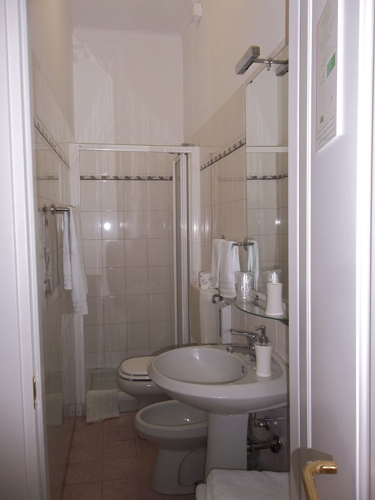 Albergo Amalfi Milano 60/67