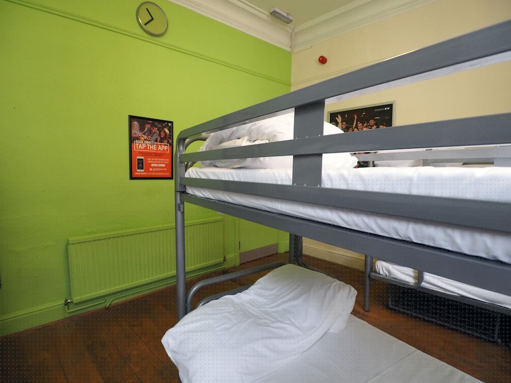 St Christophers Inn Bath 12/69