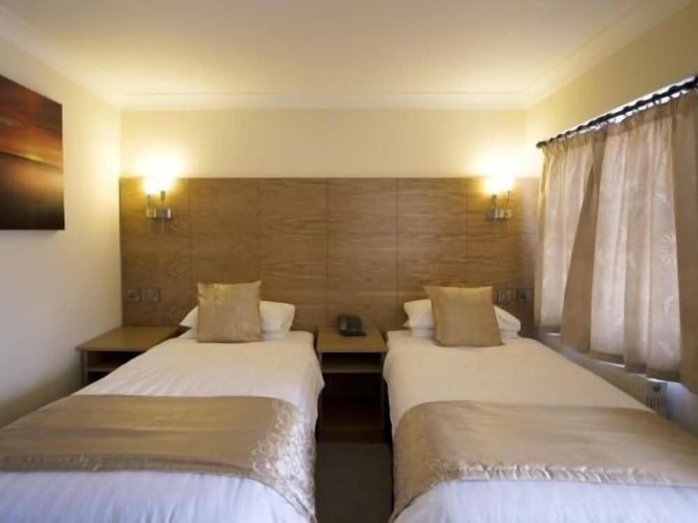 SUPERIOR, TWIN BEDS