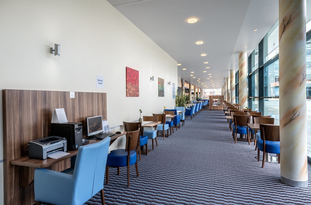 HOLIDAY INN EXPRESS SINGEN 48/72
