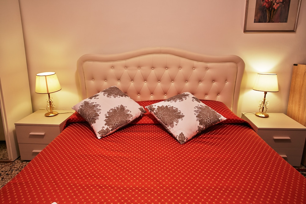 San Luca Hotel 24/55