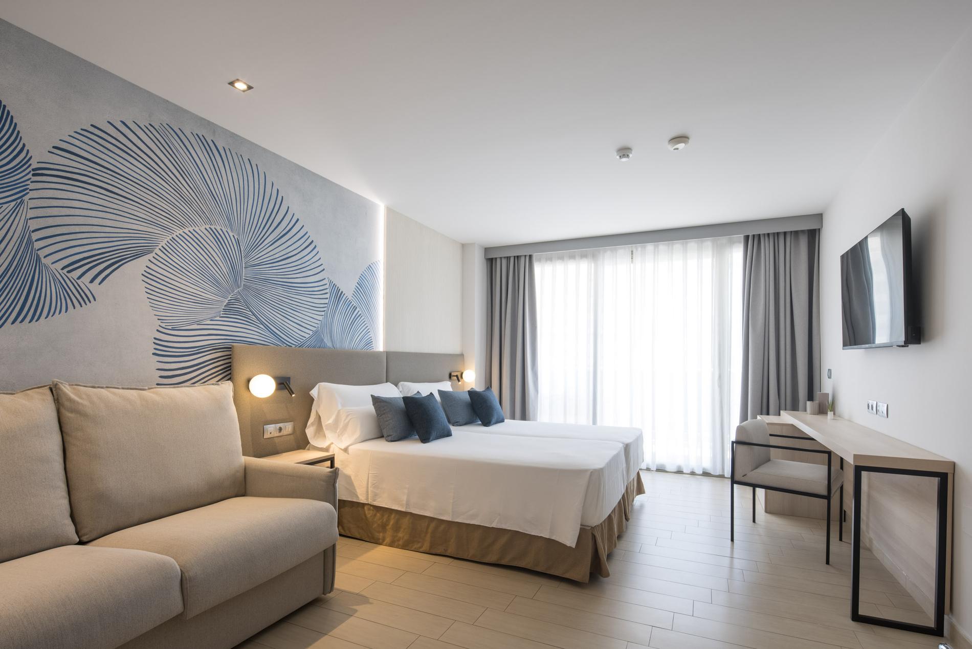 Superior, Double Bed, Sea View, Balcony or Terrace