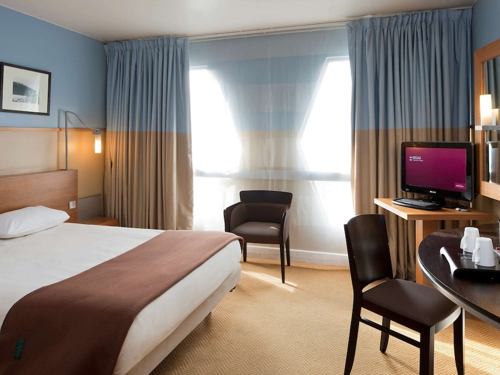 MERCURE PARIS ORLY RUNGIS 14/71