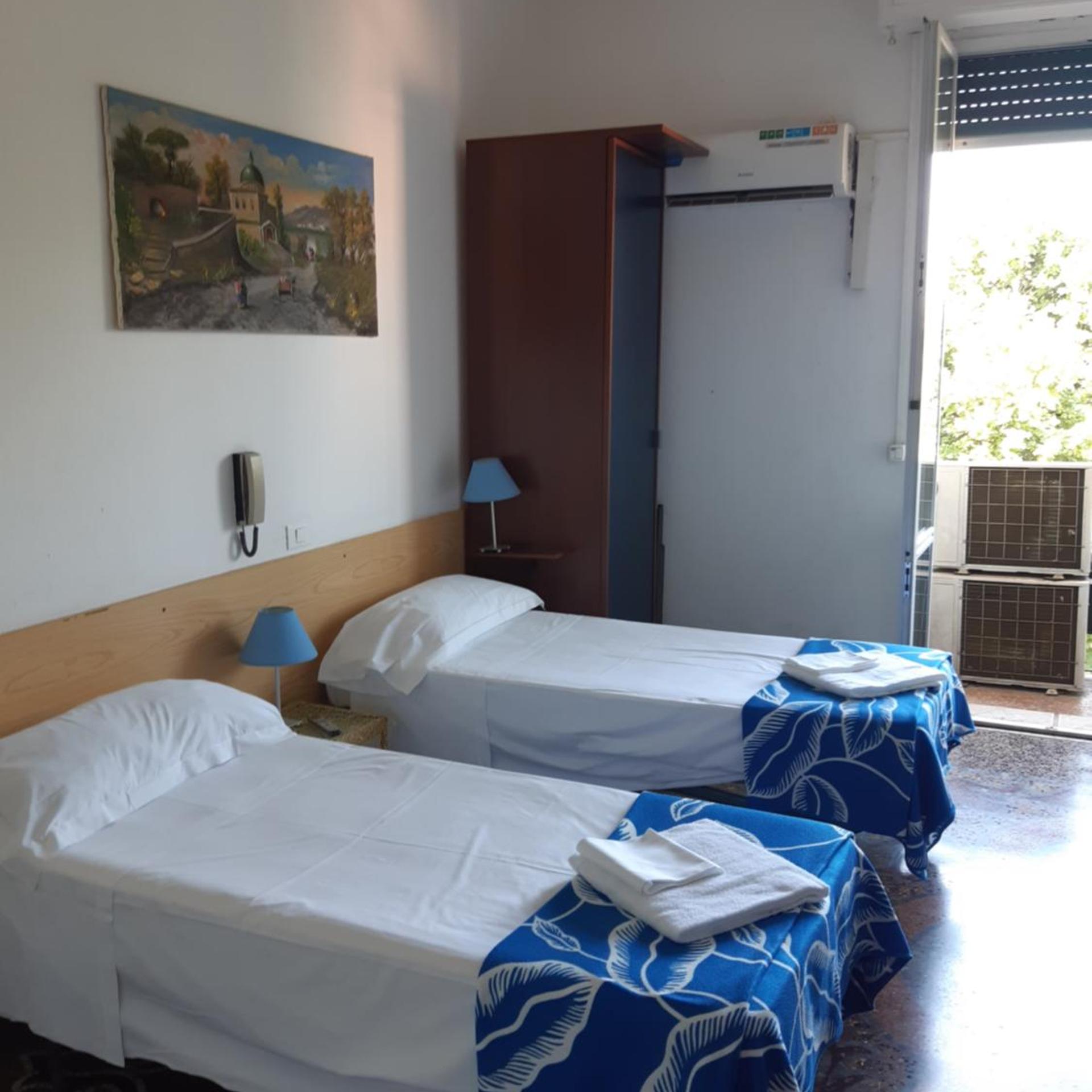 Hotel Massena 11/50