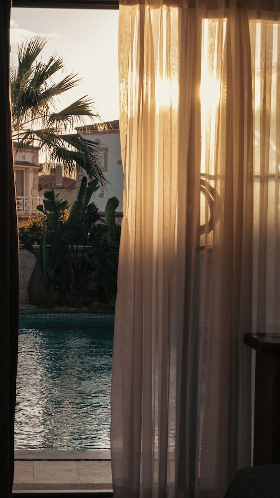 Agustos Hotel Alacati 23/50