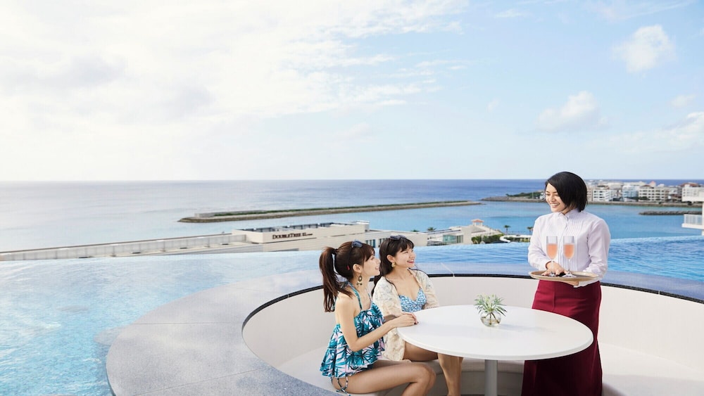 Lequ Okinawa Chatan Spa And Resort 67/70
