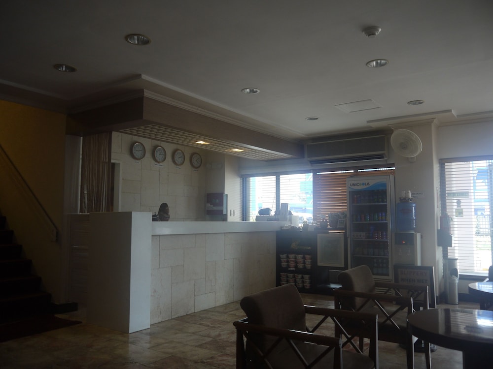 lobby