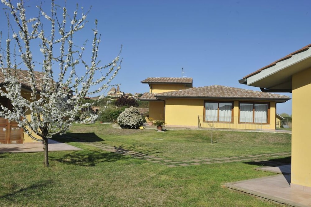 Villaggio Albergo Le Macerine 42/46