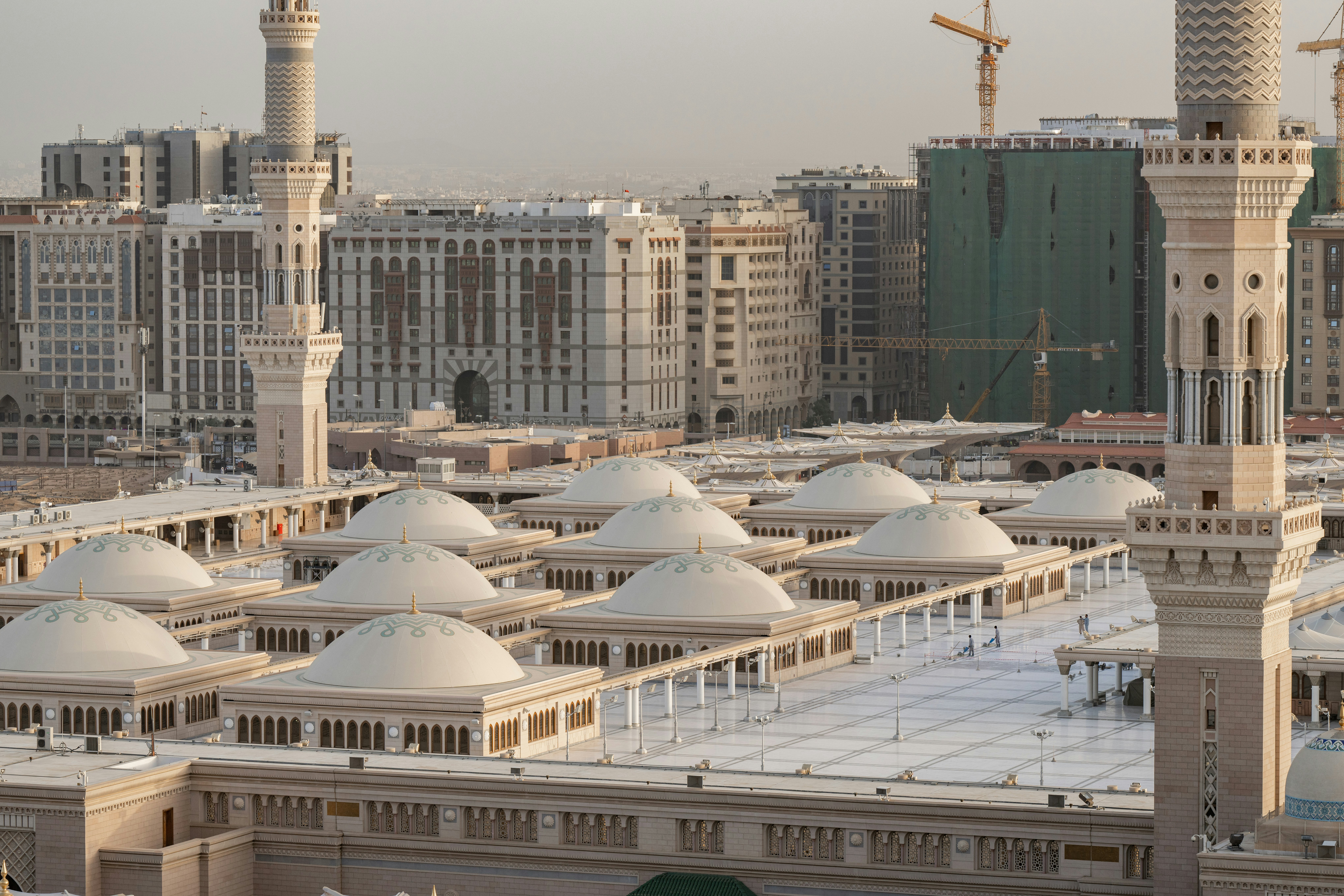 Madinah Hilton Hotel 10/43