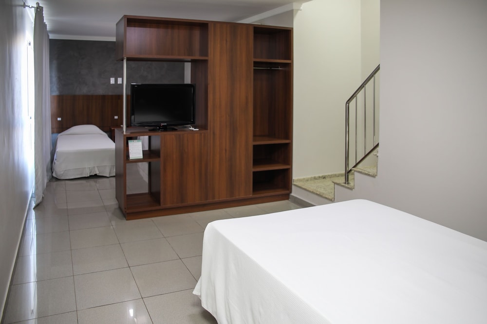 Rede Andrade Vivaldi Hotel 50/50