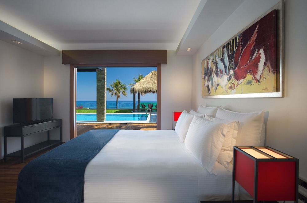 3 BEDROOMS, ROYAL, SPA, VILLA