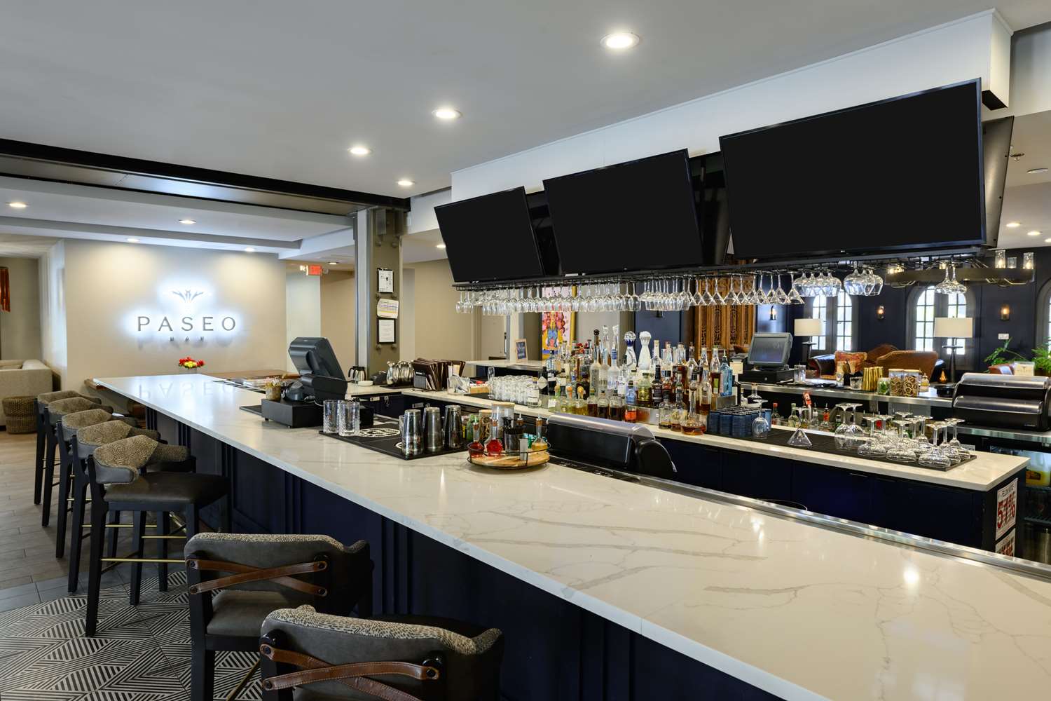 restaurant cafeteria