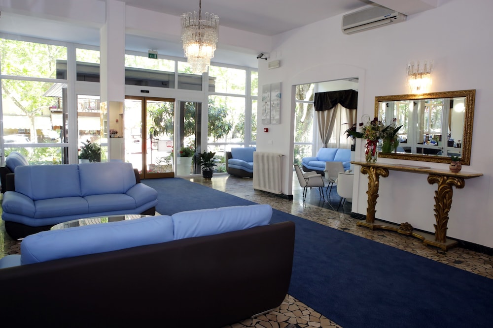 New Hotel Jolie 26/34