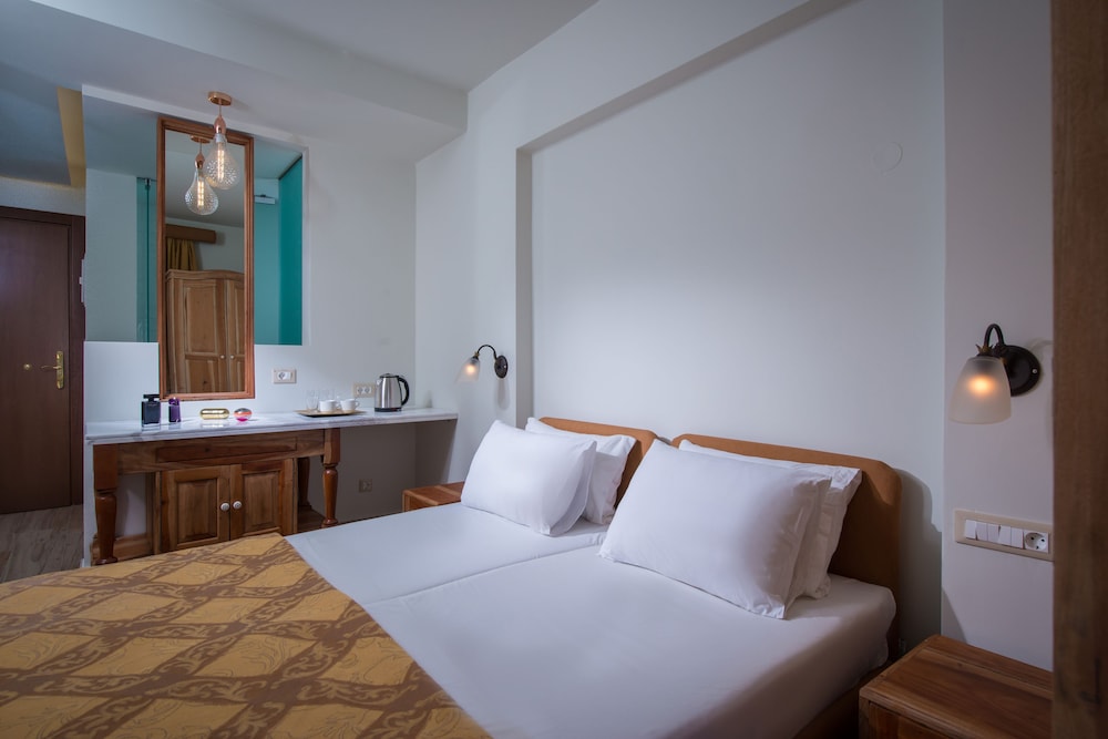 Anesis Blue Boutique Hotel 12/39