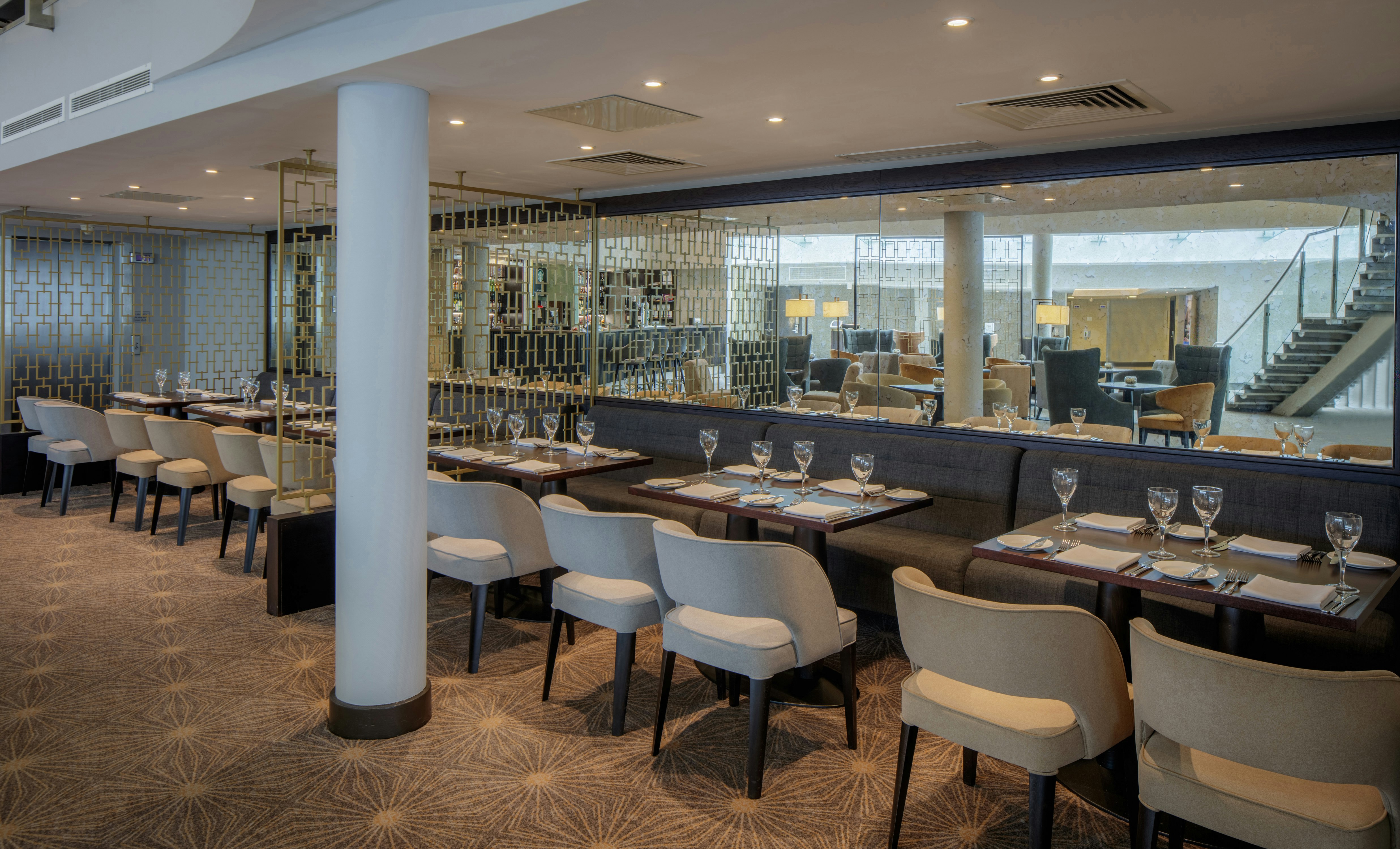 DOUBLETREE BY HILTON HOTEL LONDON HEATHROW AIRPORT 11/26