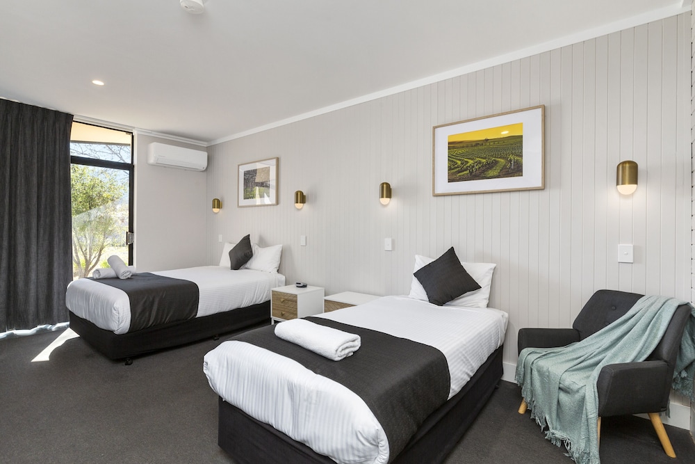 The Wine Vine Hotel 30/61
