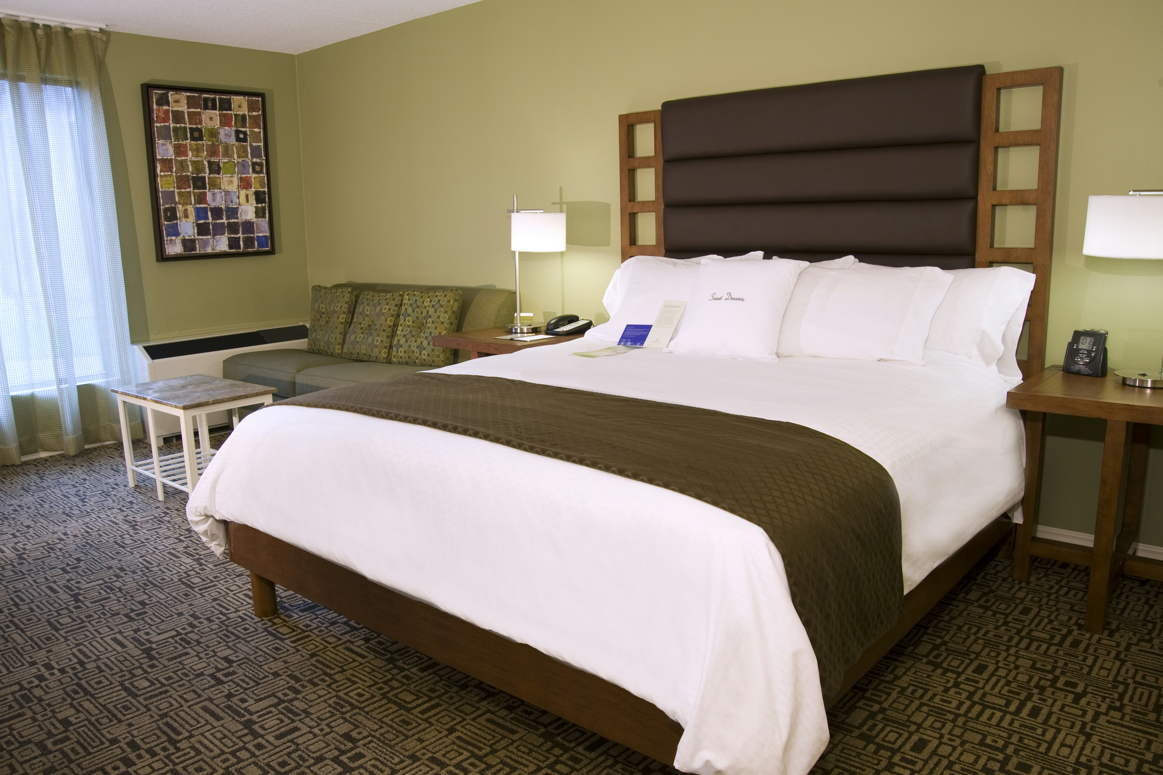 DoubleTree by Hilton Hotel Collinsville - St. Louis 6/22