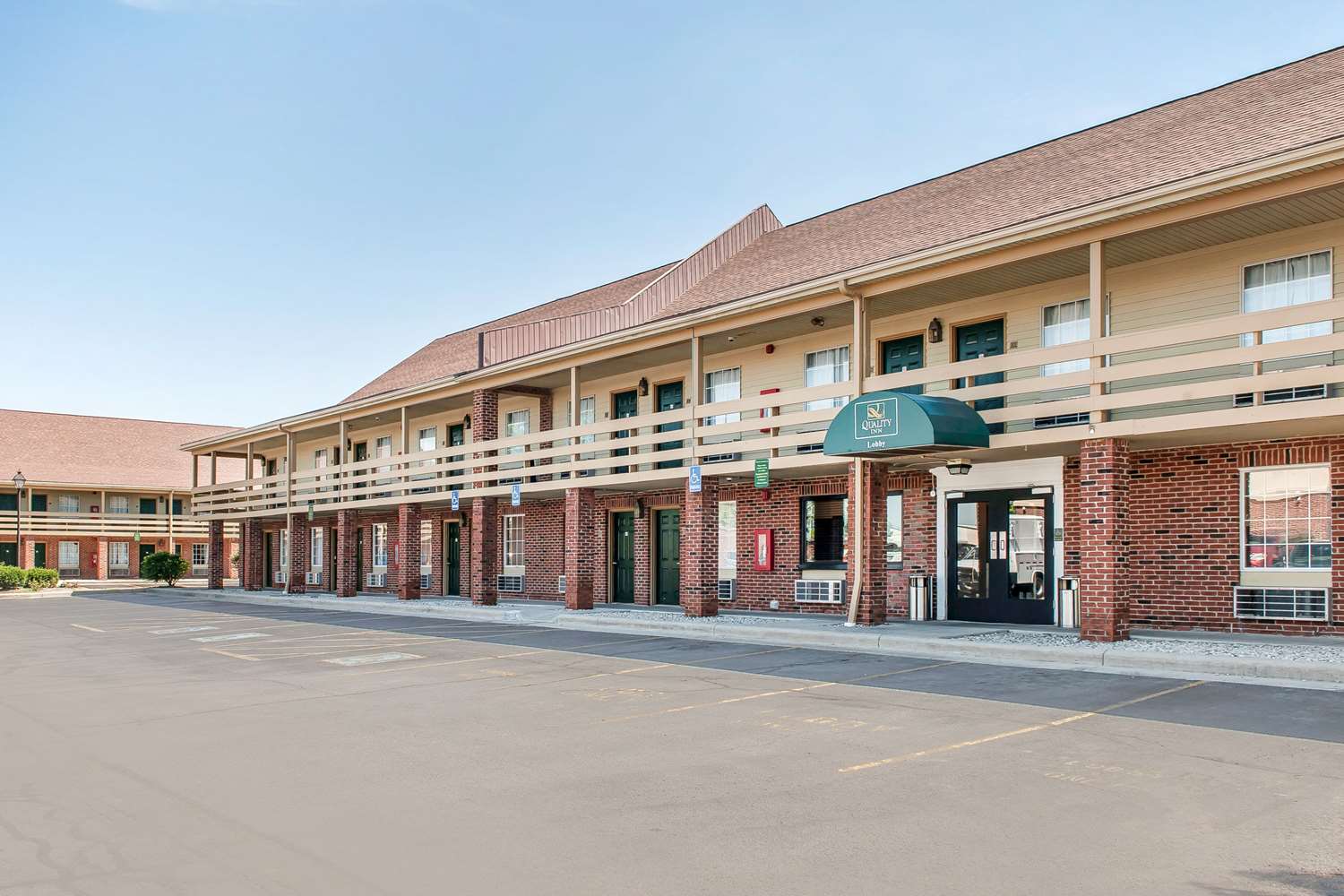 Quality Inn Findlay 2/16