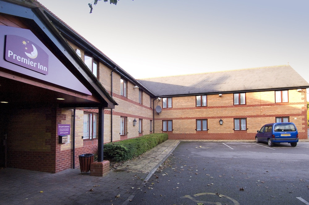Premier Inn Warrington North East 35/45