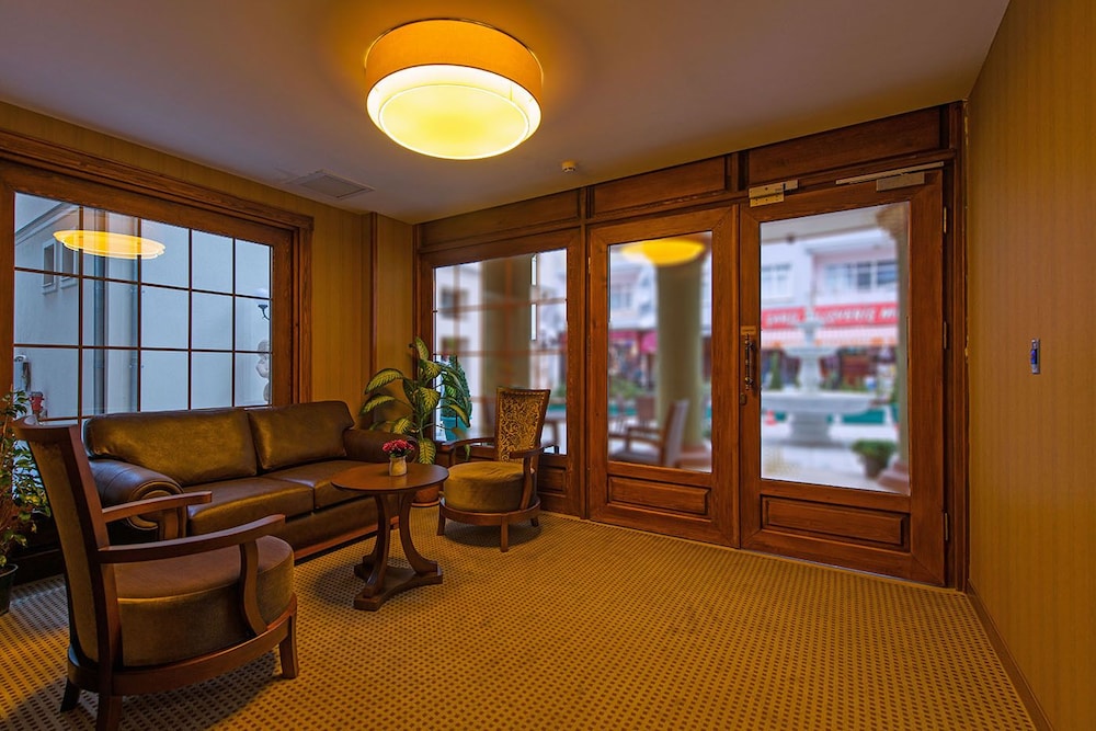Cesmeli Kosk Hotel Silivri 30/50