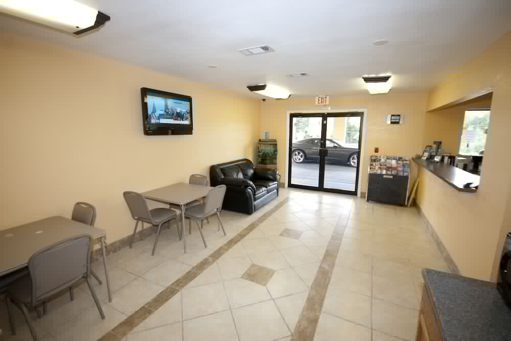 Days Inn by Wyndham DeFuniak Springs 10/19