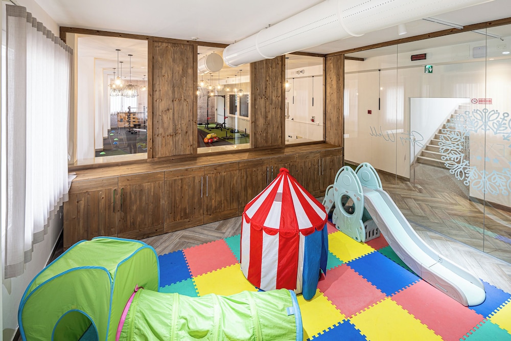 Evo Boutique Hotel 37/43