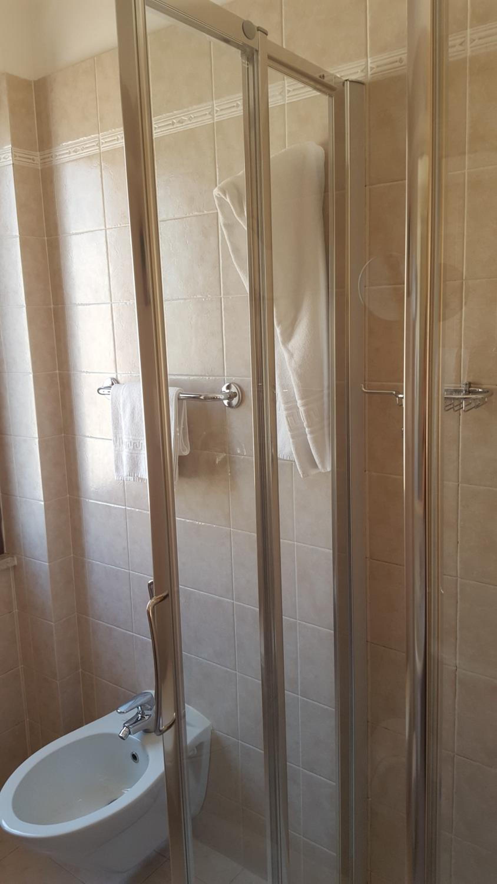 Nuovo Albergo 46/49