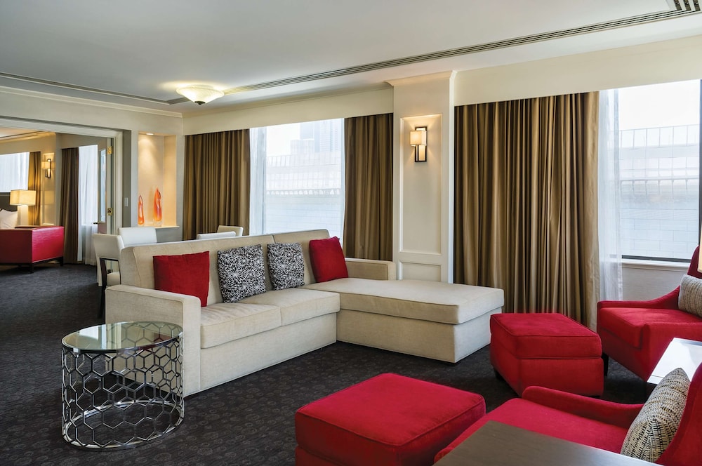 DoubleTree by Hilton Hotel Los Angeles Downtown 39/79