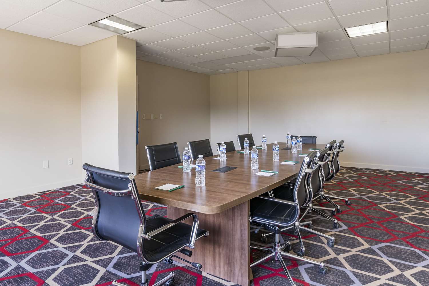 MainStay Suites Lexington I-75 27/30