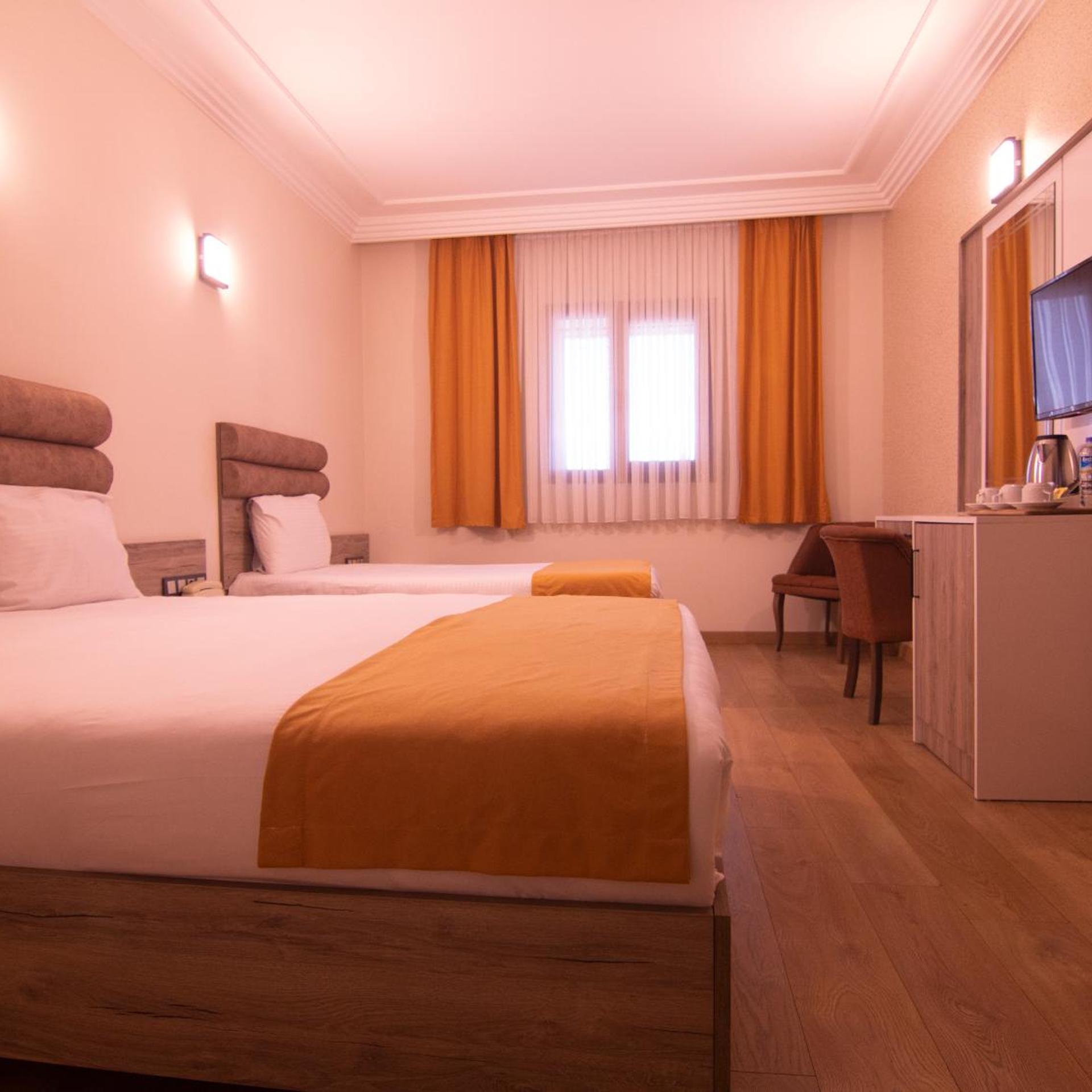 EMIN KOCAK HOTEL 7/75
