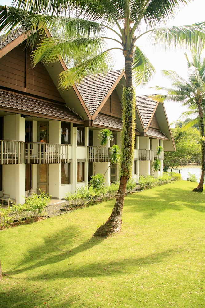 Palau Pacific Resort 1/38
