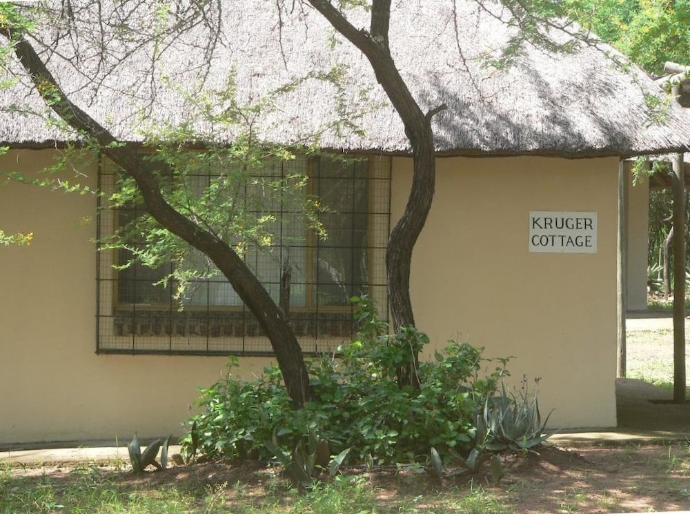 Kruger Cottage 32/36