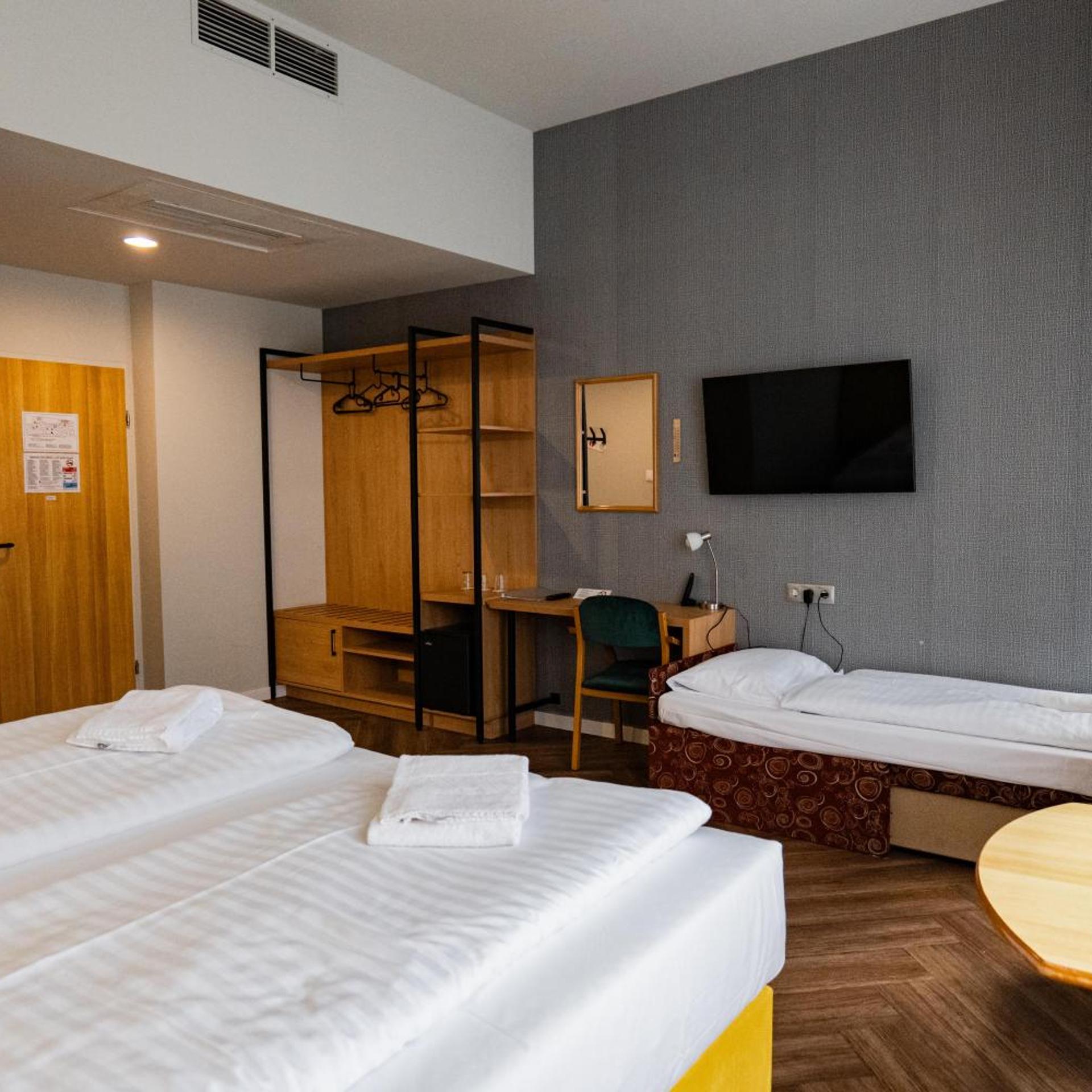 Deluxe, Double Bed, with Extra Bed, Street View