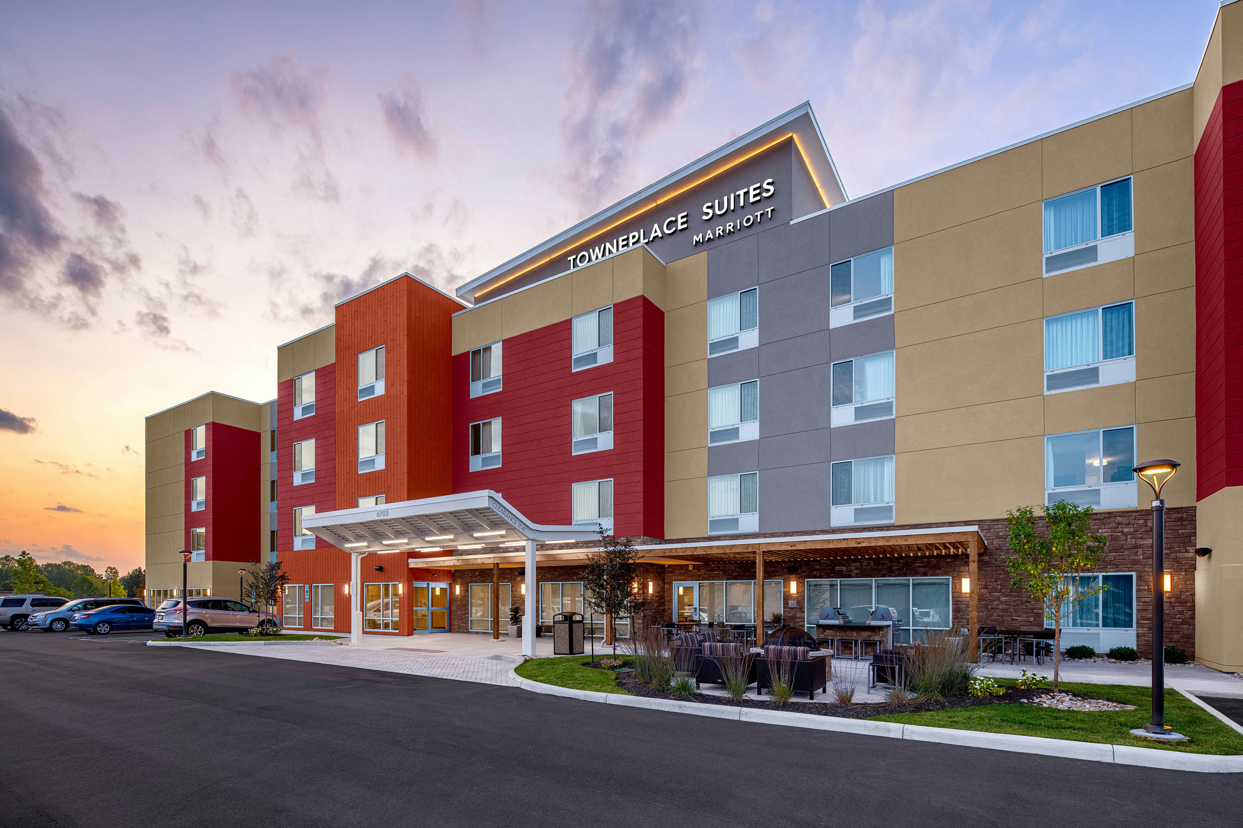 TownePlace Suites by Marriott Cincinnati Fairfield 1/16