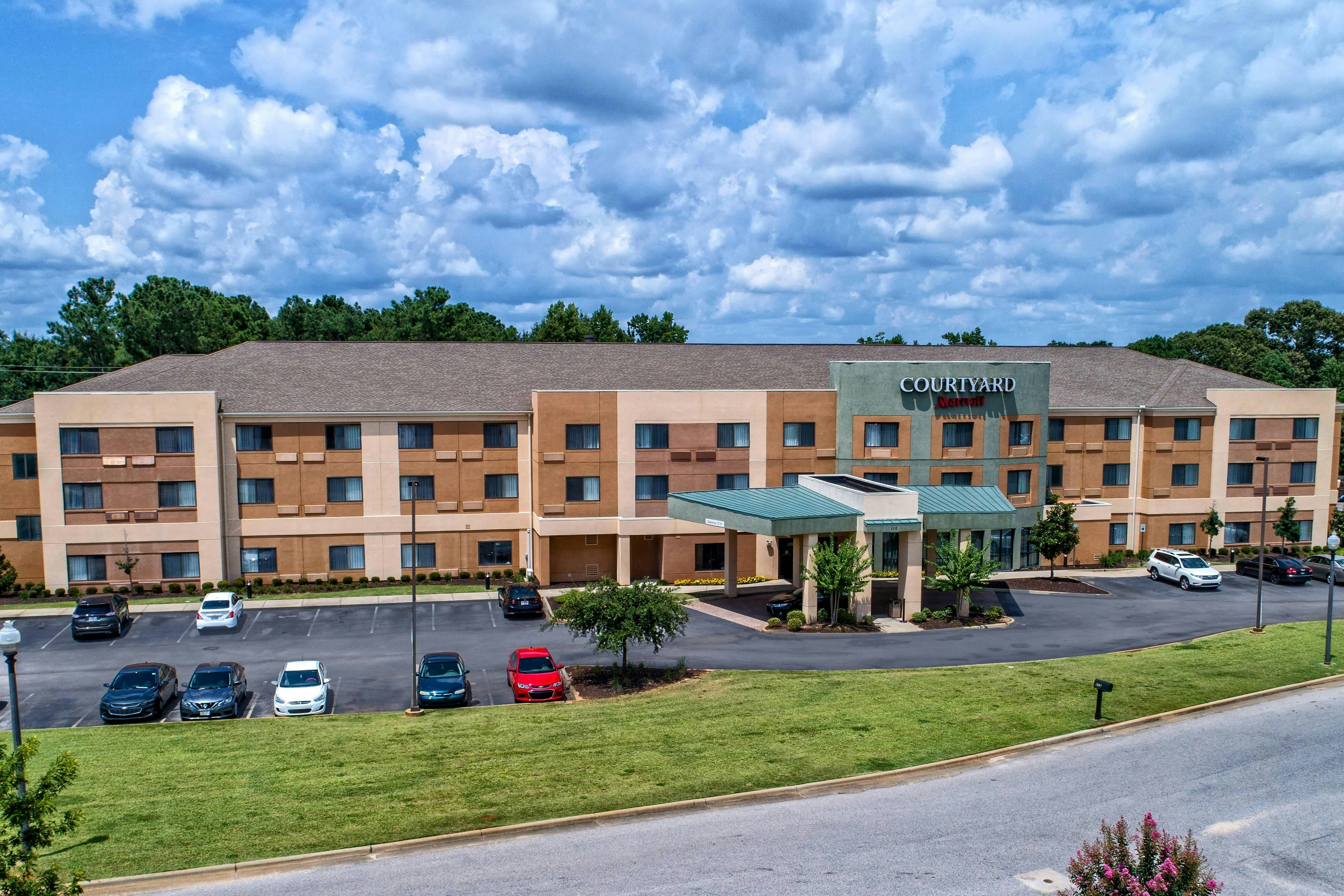 Courtyard by Marriott Troy 4/54