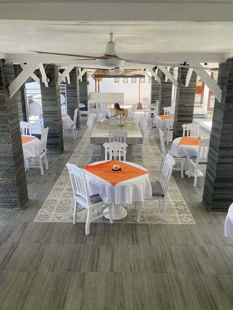 Villa Agung Beach Inn 7/65