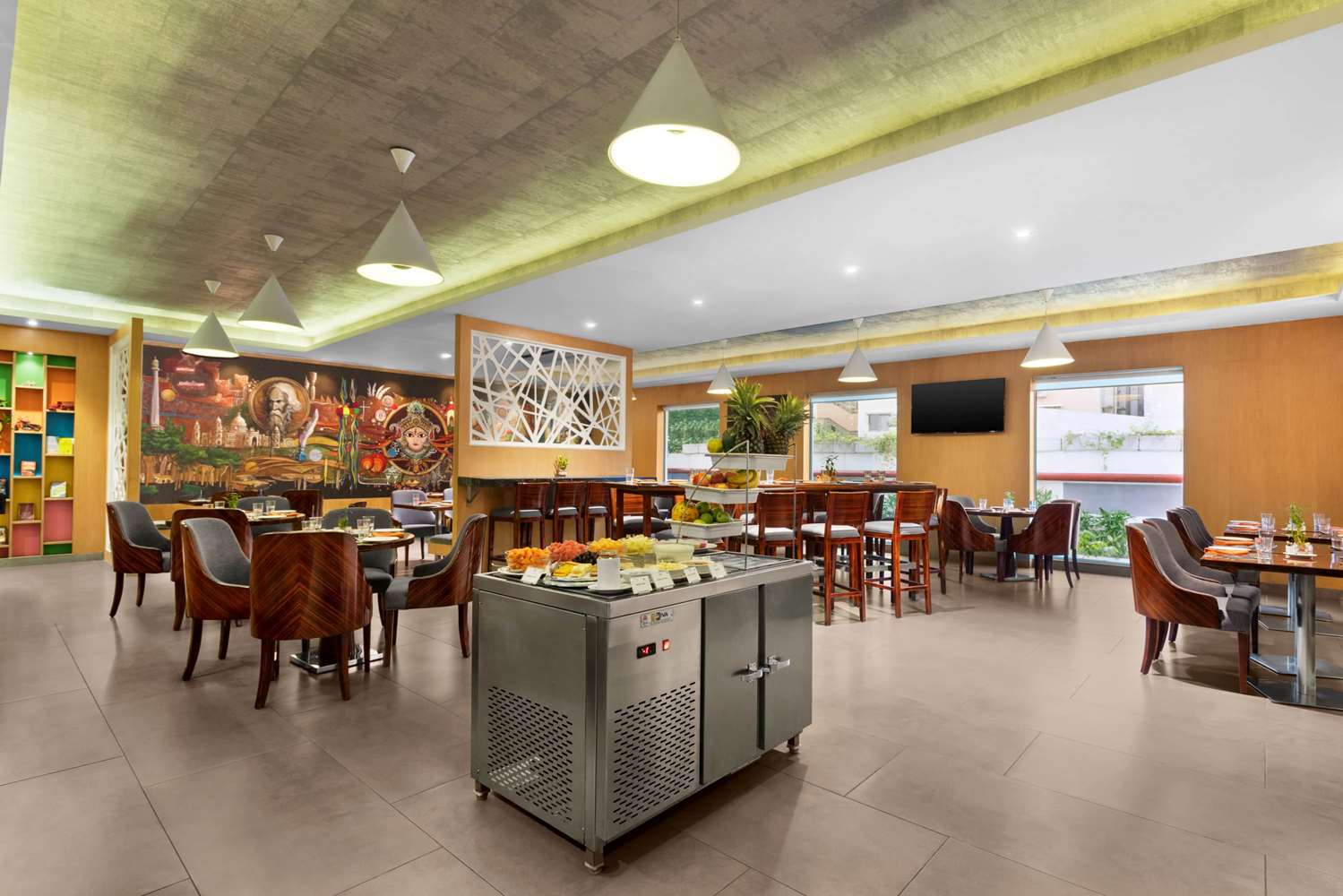 Howard Johnson by Wyndham Kolkata 53/66