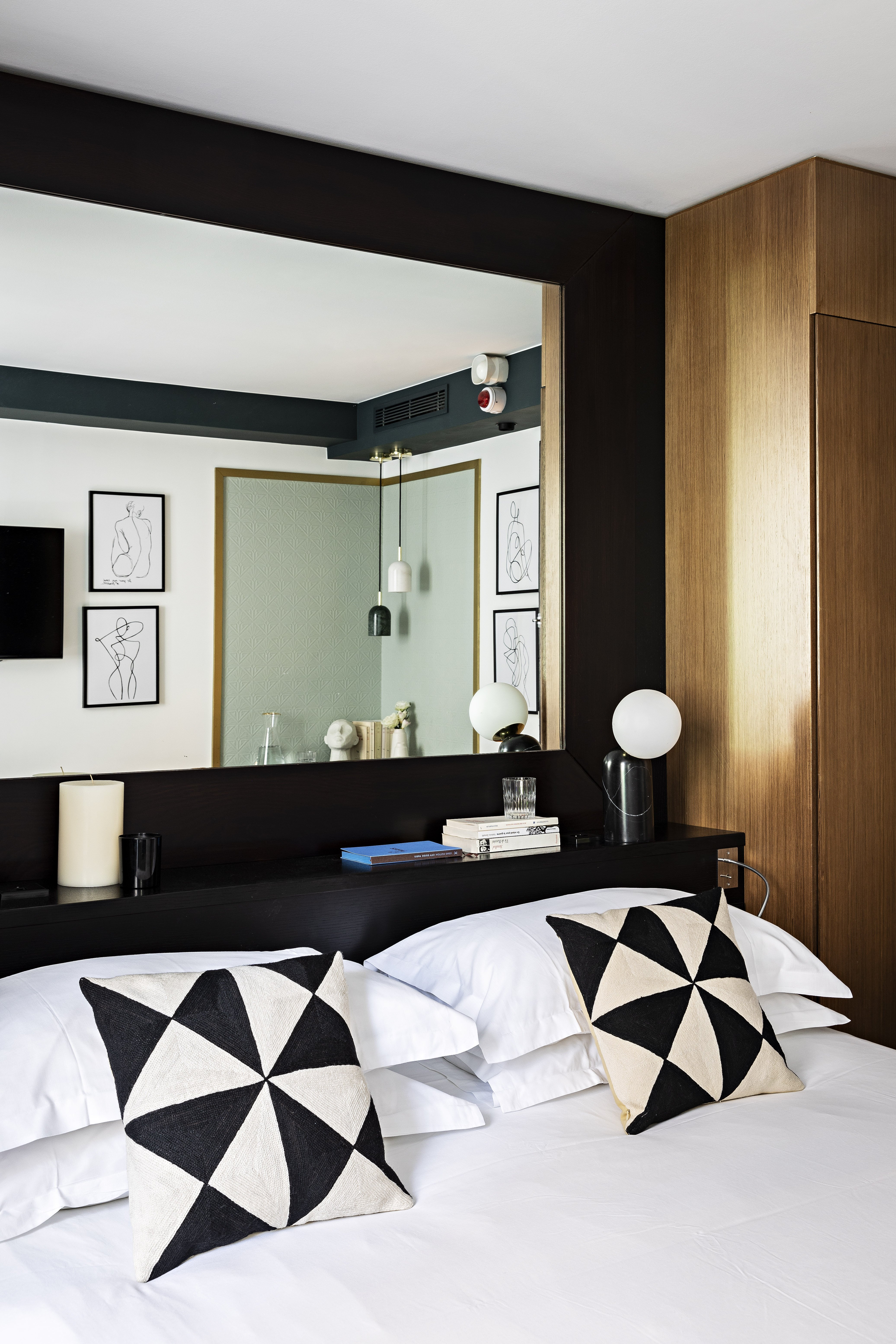 Holiday Inn Paris Elysees 12/67